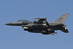 aviano august 24  2011 oup006 f 16cm 91 0380 55thfs 20thfw  shaw afb  sc take off night mix aviano august 24  2011 oup006 f 16cm 91 0380 55thfs 20thfw  shaw afb  sc take off night mix