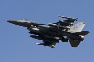 aviano august 28  2011 oup804 f 16cm 91 0380 55thfs 20thfw  shaw afb  sc take off night mix aviano august 28  2011 oup804 f 16cm 91 0380 55thfs 20thfw  shaw afb  sc take off night mix