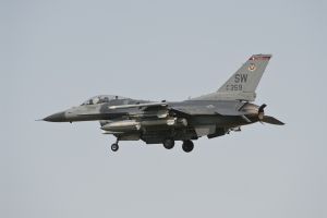 aviano june 02  2011 lucky11 f 16cm 91 0359 77thfs 20thfw  shaw afb  south carolina rtb aviano june 02  2011 lucky11 f 16cm 91 0359 77thfs 20thfw  shaw afb  south carolina rtb