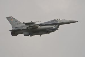 aviano june 04  2011 lucky11 f 16cm 91 0372 77thfs 20thfw  shaw afb  south carolina aviano june 04  2011 lucky11 f 16cm 91 0372 77thfs 20thfw  shaw afb  south carolina