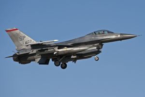 aviano march 20  2011 venom01 f 16cm 91 0407 480thfs 52ndfw spangdahlemab germany aviano march 20  2011 venom01 f 16cm 91 0407 480thfs 52ndfw spangdahlemab germany