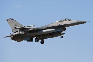 aviano march 20  2011 viper01 f 16cm 89 2018 510thfs 31stfw avianoab  italy aviano march 20  2011 viper01 f 16cm 89 2018 510thfs 31stfw avianoab  italy