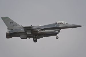 aviano march 27  2011 viper05 f 16cm 88 0526 555thfs 31stfw  aviano ab  italy aviano march 27  2011 viper05 f 16cm 88 0526 555thfs 31stfw  aviano ab  italy