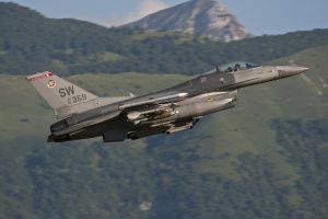aviano may 29  2011 lucky13 f 16cm 91 0359 77thfs 20thfw  shaw afb  south carolina aviano may 29  2011 lucky13 f 16cm 91 0359 77thfs 20thfw  shaw afb  south carolina