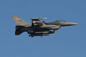 aviano september 10  2011 oup200 f 16cm 91 0372 77thfs 20thfw  shaw afb  sc aviano september 10  2011 oup200 f 16cm 91 0372 77thfs 20thfw  shaw afb  sc