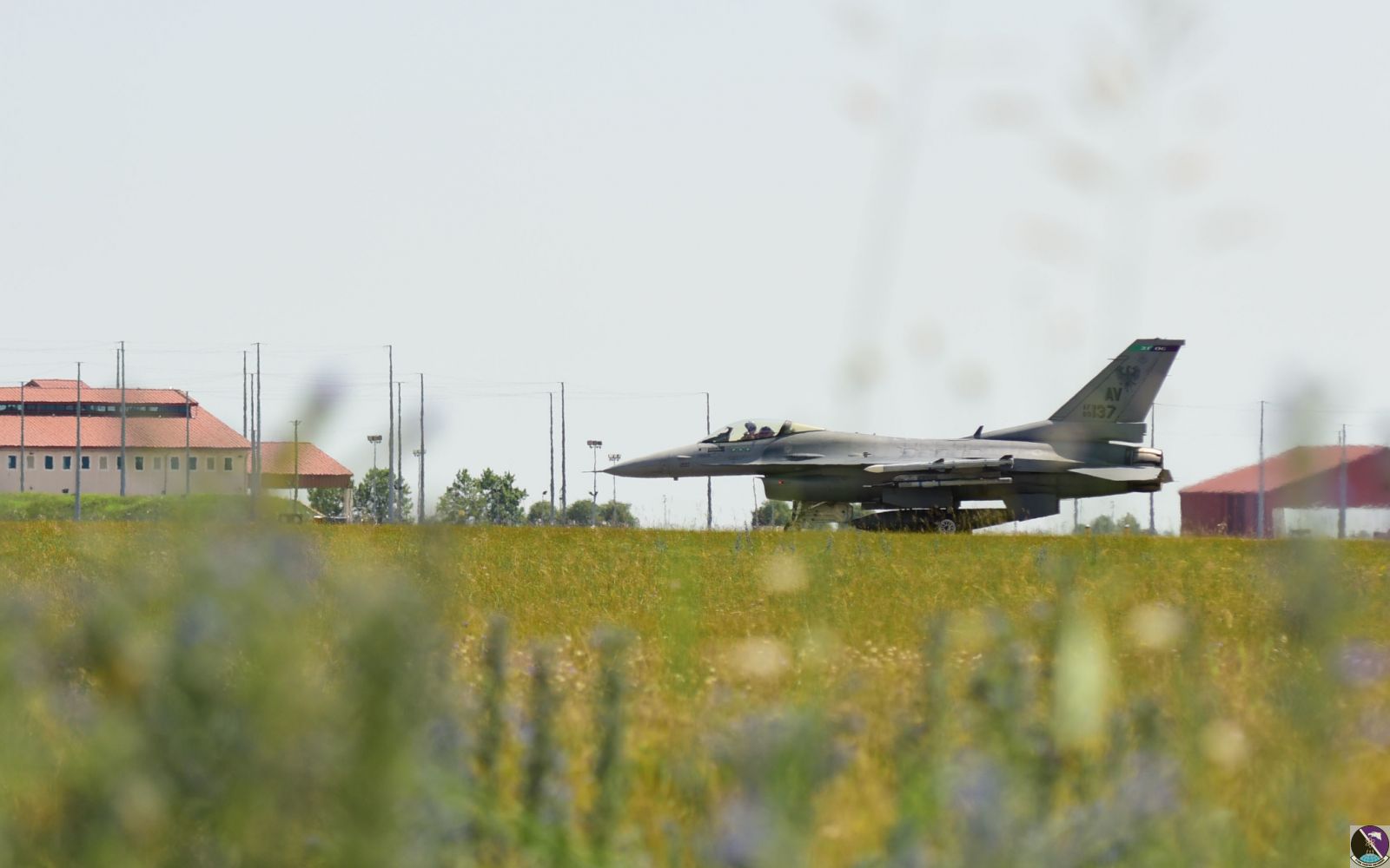 F-16 Fighting Falcon prepares for flight F-16 Fighting Falcon prepares for flight